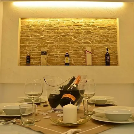 Villa Sabaudia Nyaraló *