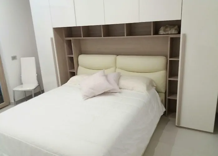 Villa Sabaudia * Sabaudia