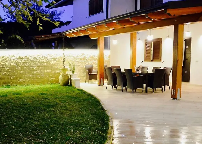 Villa Sabaudia * Sabaudia